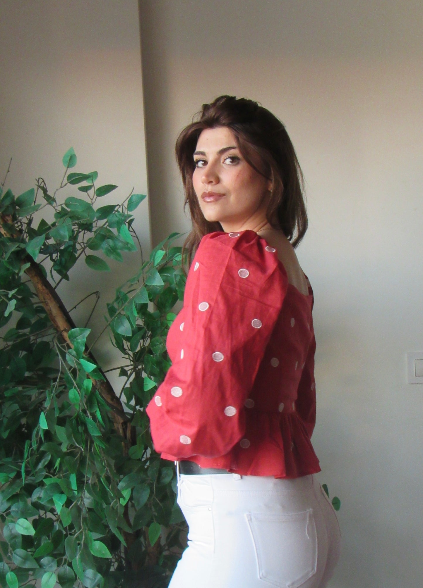 BLUSA LUNARES BORDADOS