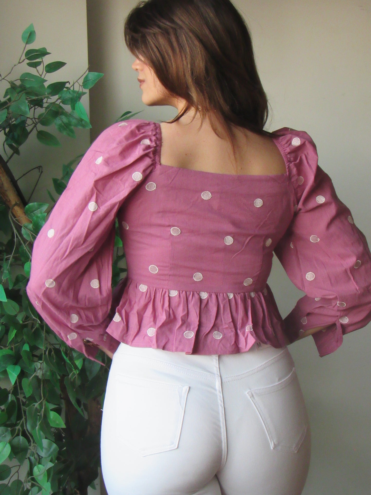 BLUSA LUNARES BORDADOS