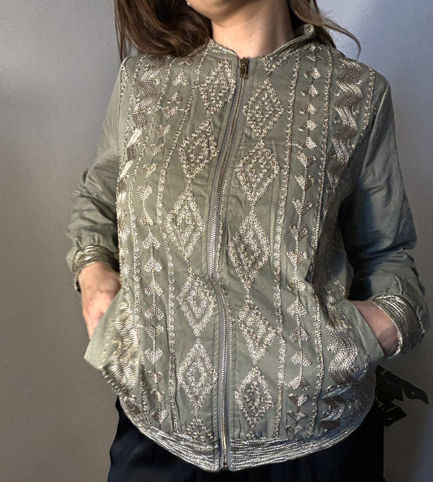 CHAQUETA BORDADOS GEOMETRICOS